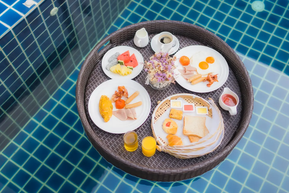 A quiet wellness ritual built around pool time, soft mornings, and island calm.